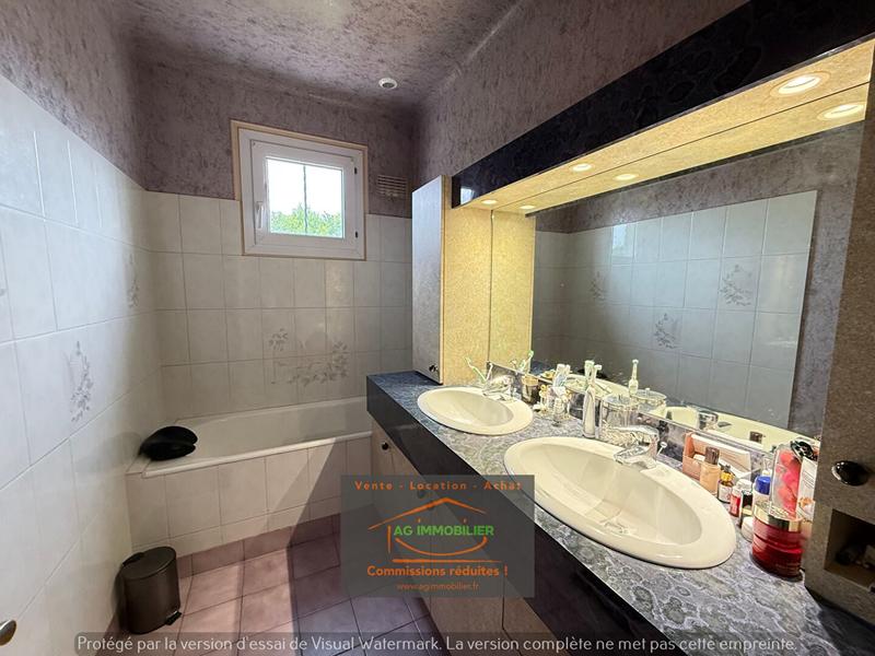 Maison - 123 m² - 5 pièces