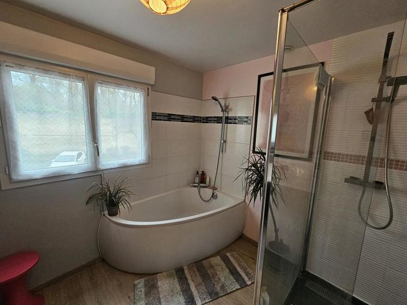 Maison - 133 m² - 6 pièces