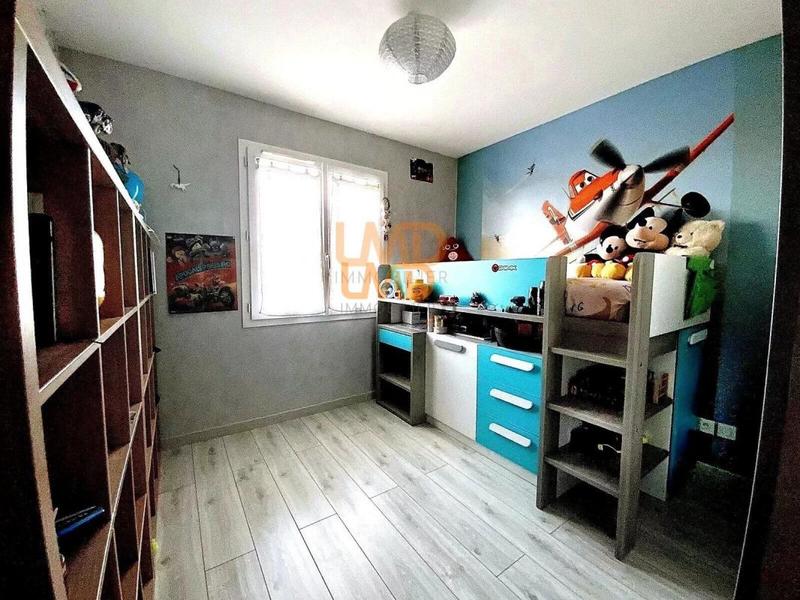 Maison - 247 m² - 5 pièces