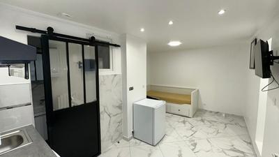 Local commercial - 17 m² - 1 pièce