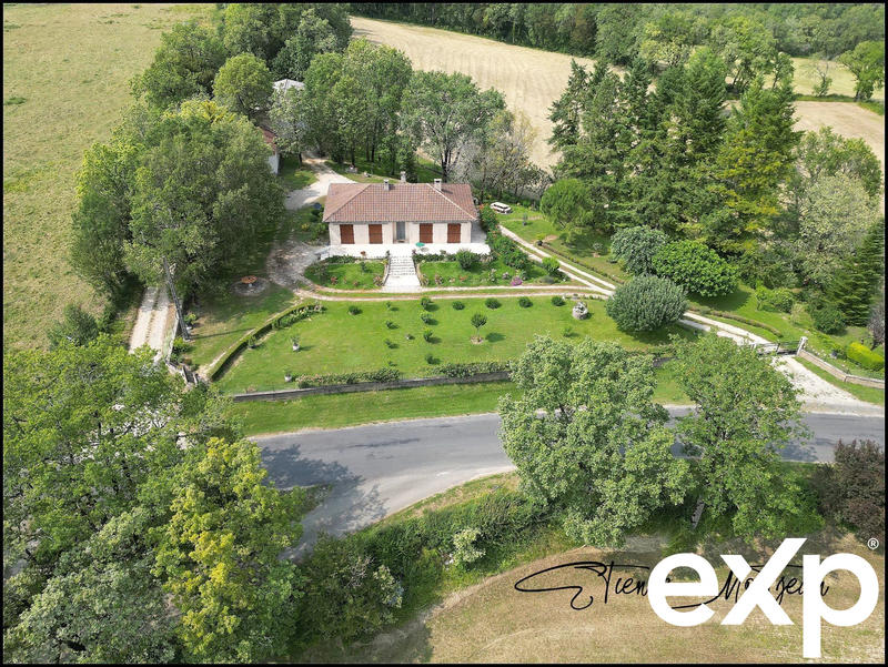 Maison - 123 m² - 6 pièces