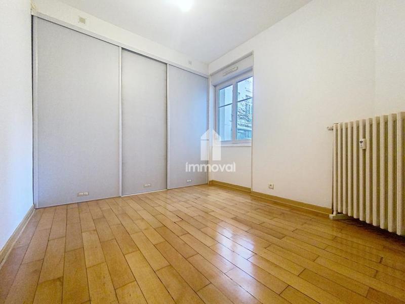 Appartement - 120 m² - 4 pièces