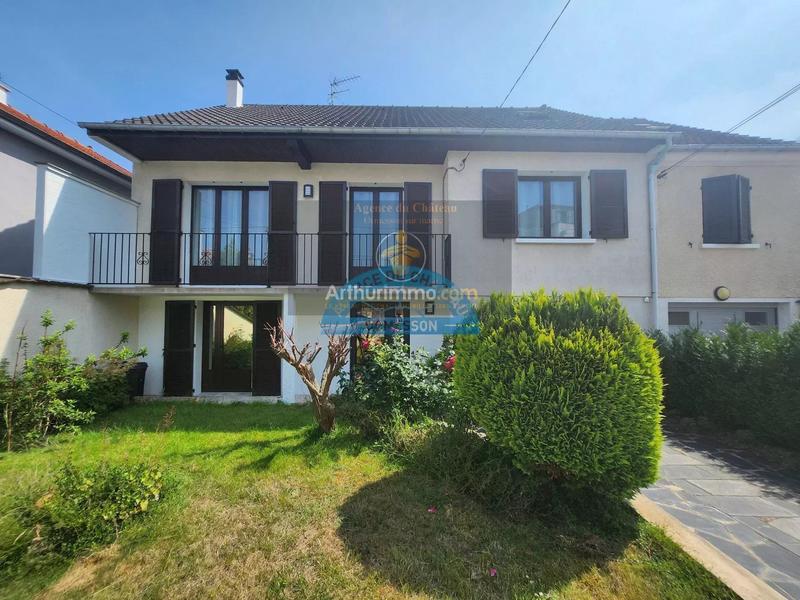 Maison - 150 m² - 8 pièces