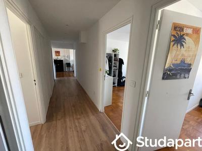 Chambre - 9 m² - 1 pièce