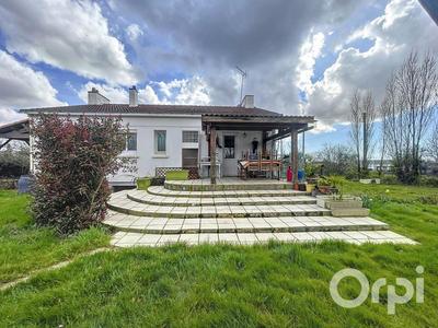 Maison - 87 m² - 3 pièces