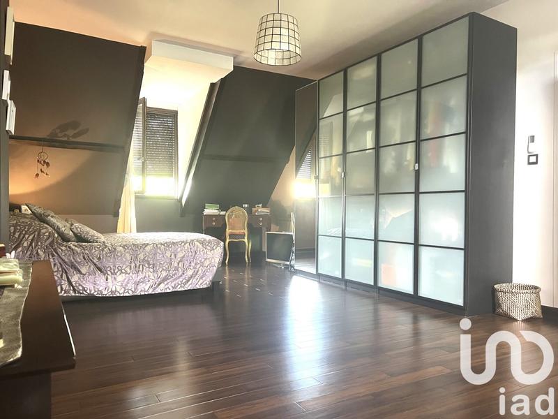 Maison - 178 m² - 7 pièces