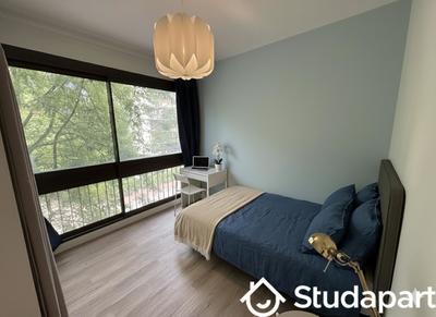 Chambre - 11 m² - 1 pièce