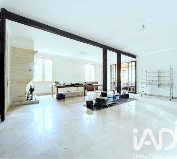 Maison - 310 m² - 9 pièces