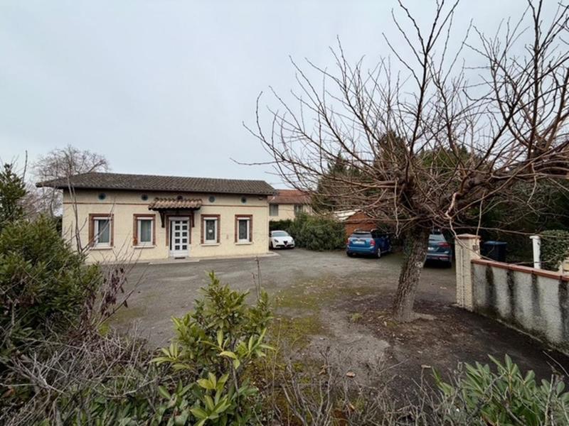 Bureau - 98 m² - 5 pièces