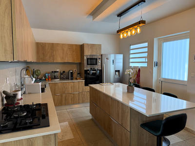 Villa - 350 m² - 10 pièces