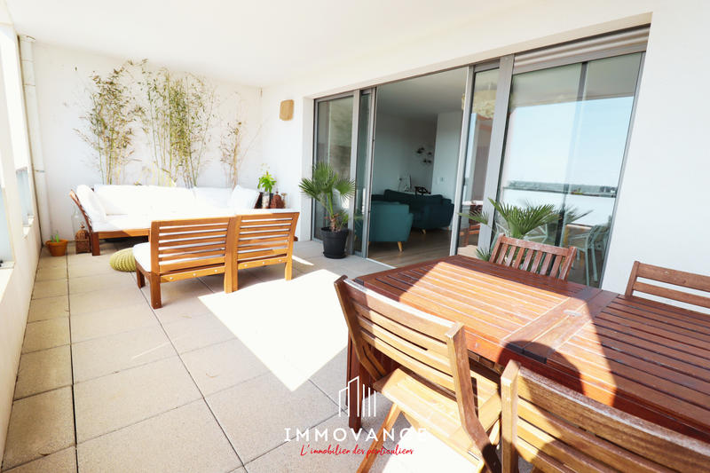 Appartement - 80 m² - 3 pièces