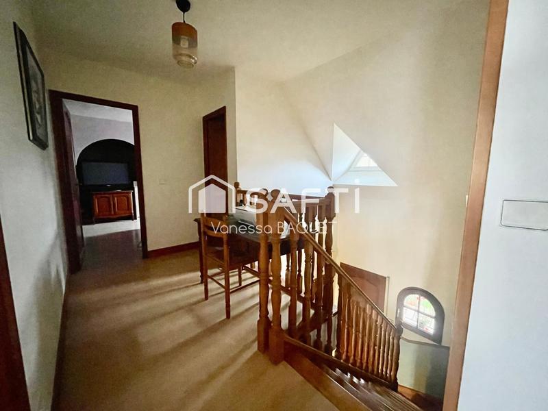 Maison - 140 m² - 6 pièces