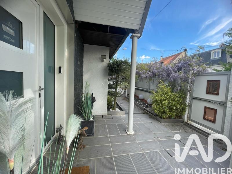 Maison - 166 m² - 6 pièces