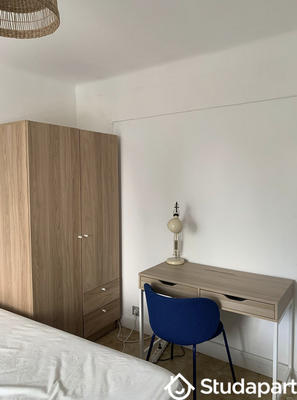 Chambre - 11 m² - 1 pièce