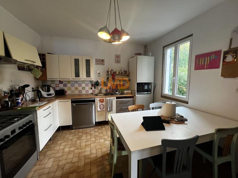 Maison de ville - 143 m² - 8 pièces