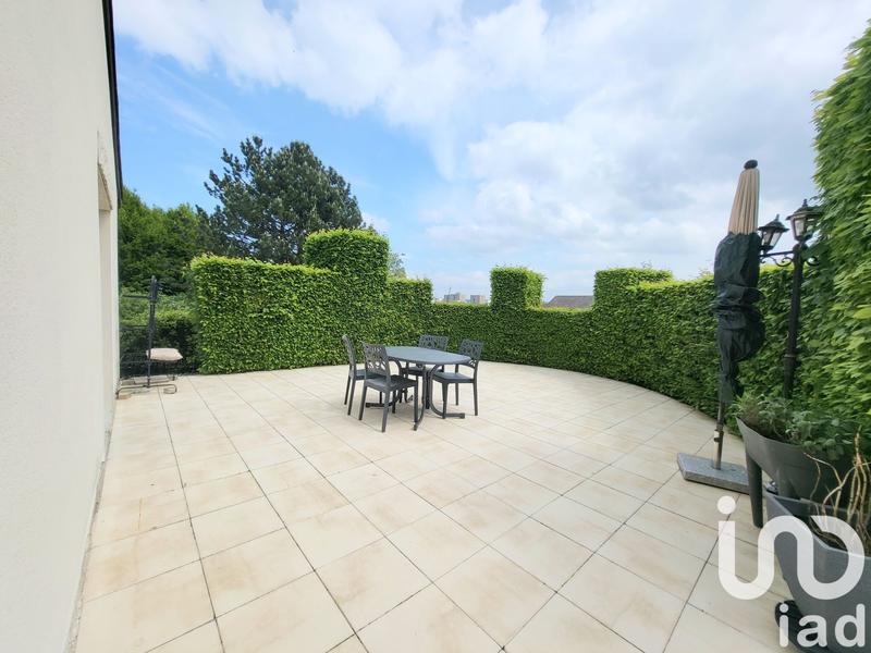 Maison - 151 m² - 6 pièces