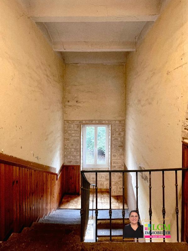 Maison - 240 m² - 7 pièces