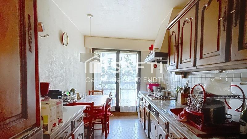 Appartement - 90 m² - 4 pièces