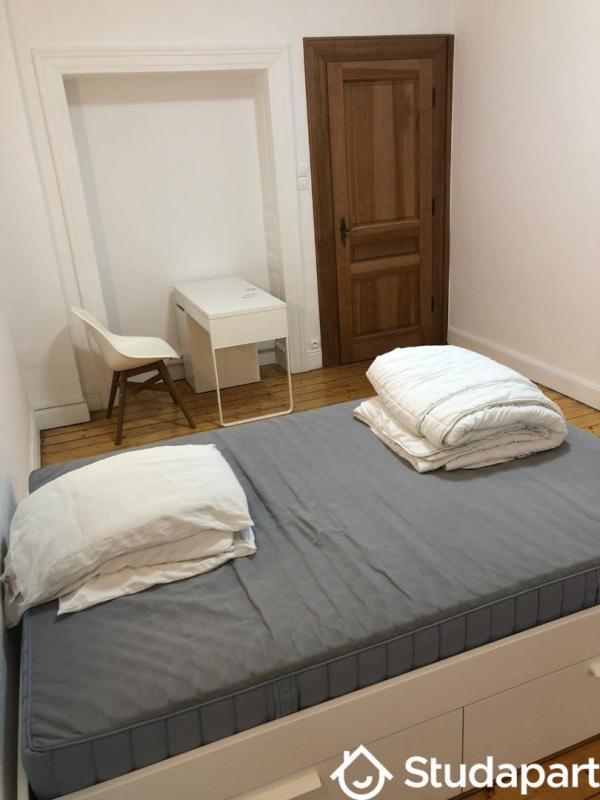 Chambre - 12 m² - 1 pièce