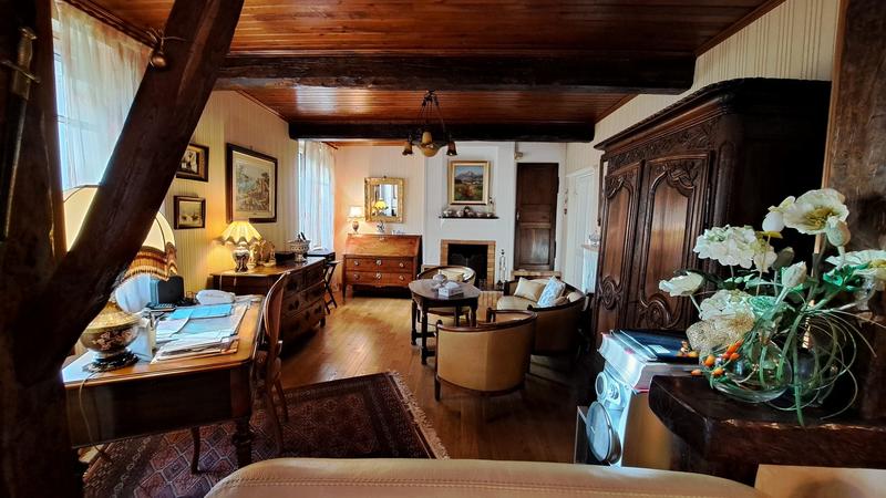 Maison - 150 m² - 5 pièces