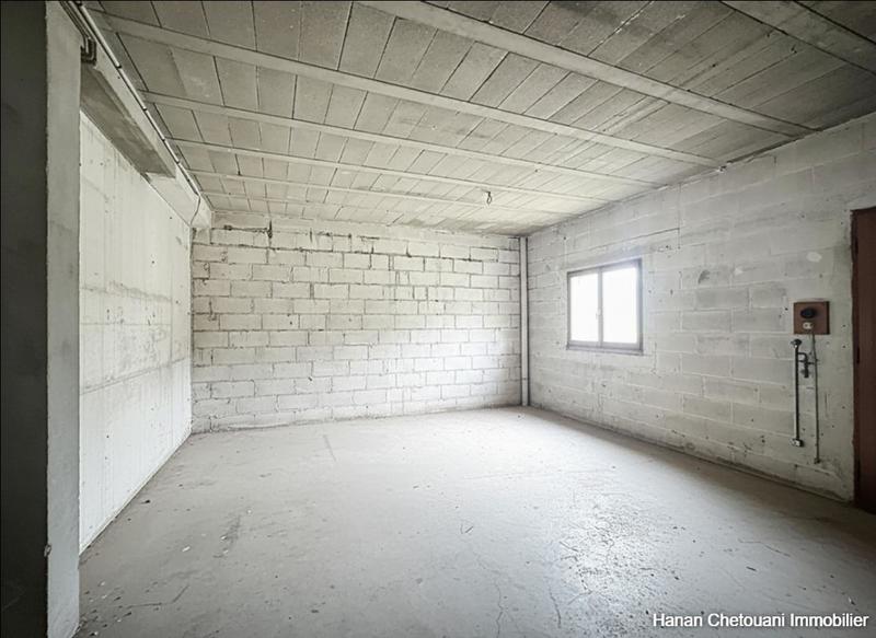 Maison - 216 m² - 10 pièces