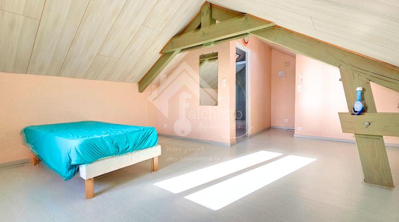 Maison - 157 m² - 7 pièces