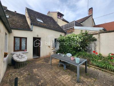 Maison de ville - 102 m² - 3 pièces