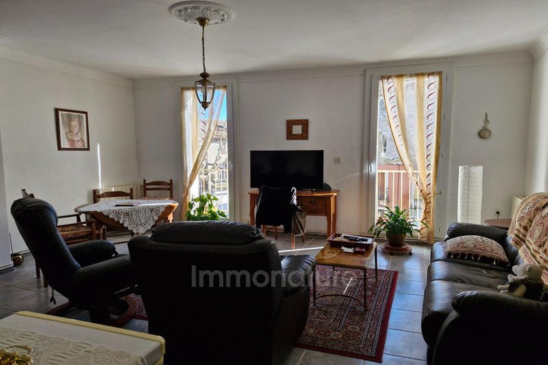 Appartement - 75 m² - 3 pièces