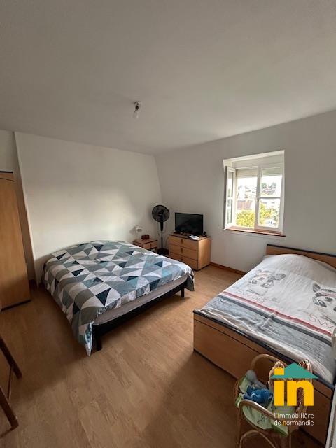 Appartement - 86 m² - 5 pièces