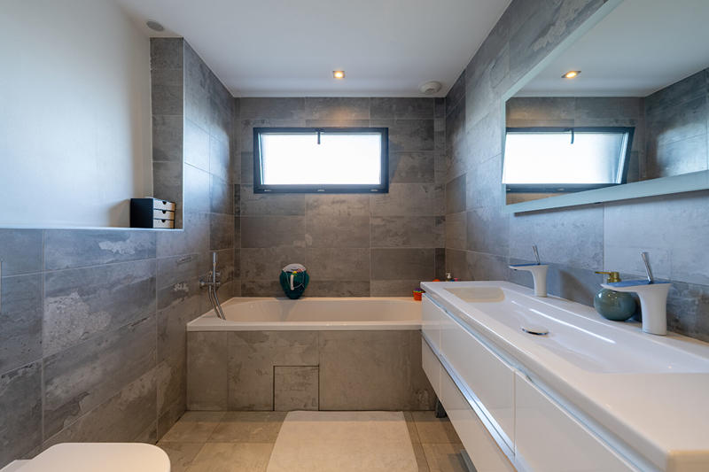 Maison - 173 m² - 6 pièces