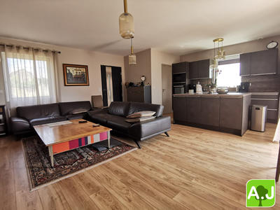 Maison contemporaine - 92 m² - 4 pièces