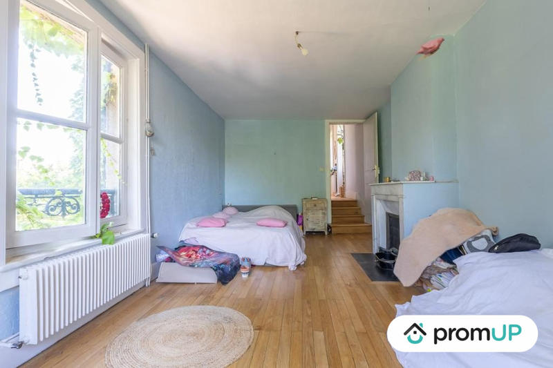 Maison - 320 m² - 111 pièces