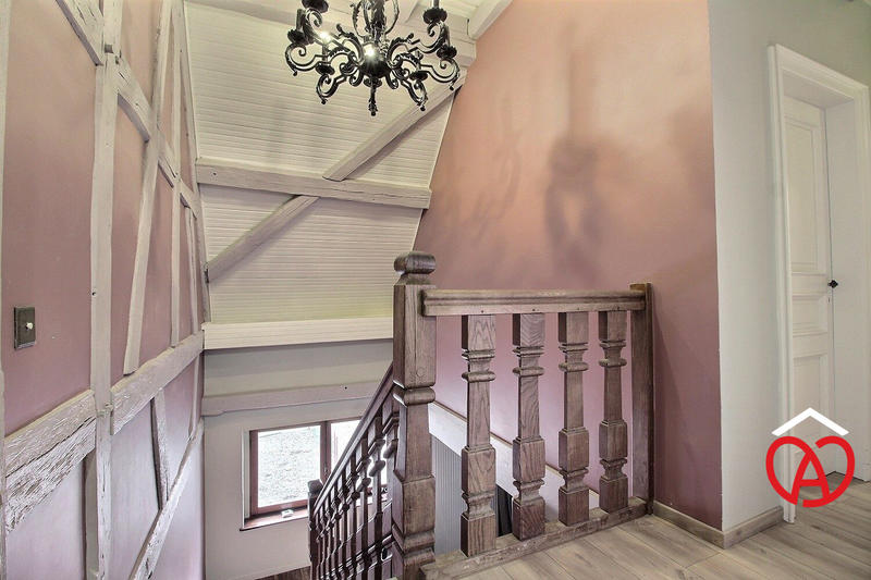 Maison - 192 m² - 7 pièces