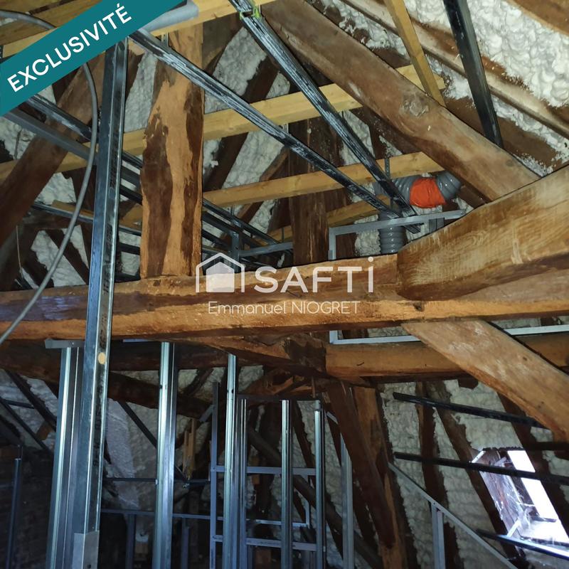 Appartement - 100 m² - 5 pièces