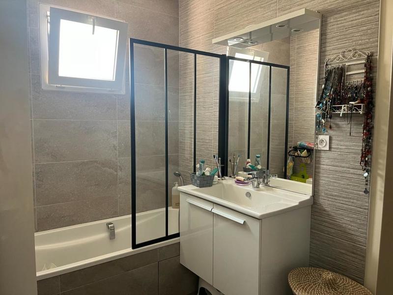 Maison - 84 m² - 4 pièces