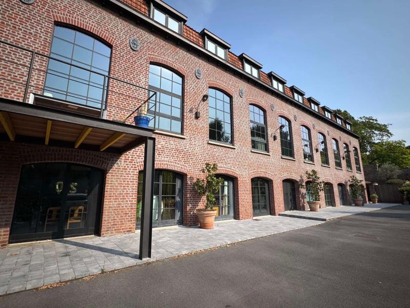 Loft - 286 m² - 4 pièces