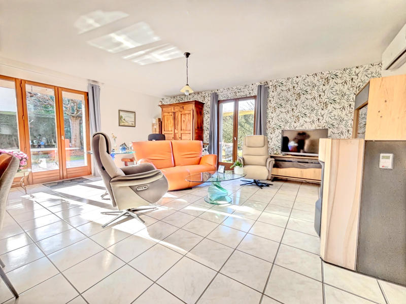 Maison - 163 m² - 6 pièces