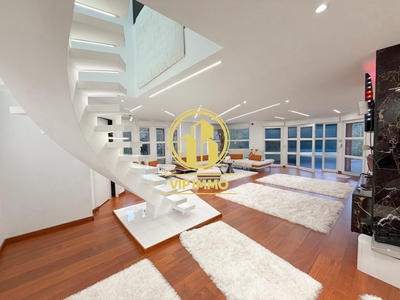 Maison - 183 m² - 5 pièces