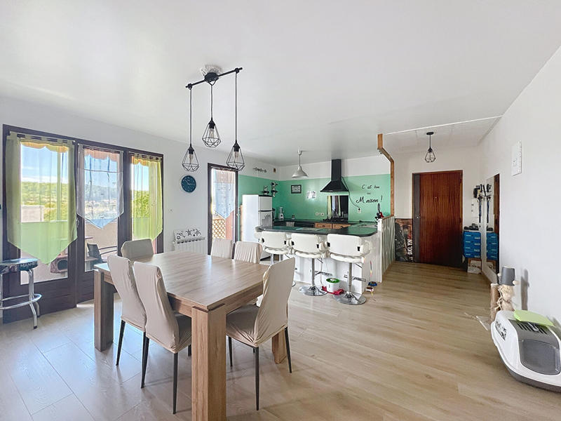 Appartement - 79 m² - 3 pièces