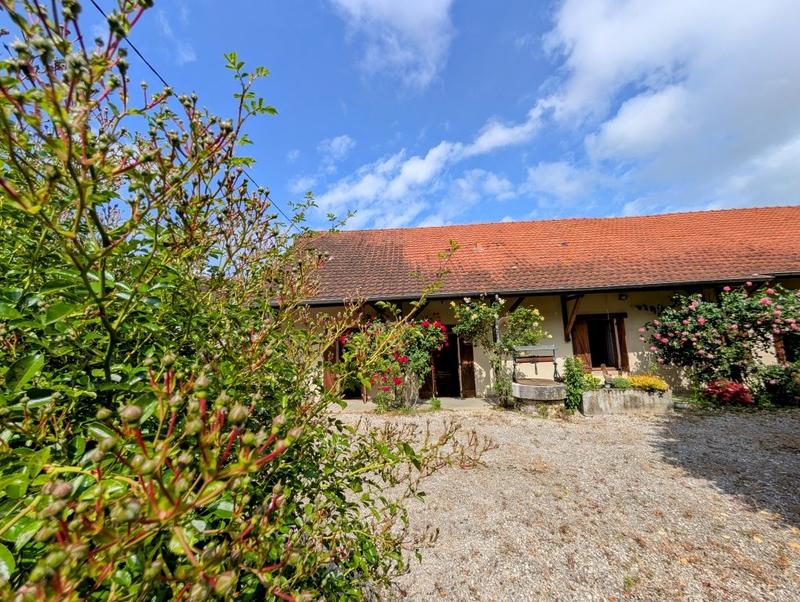 Maison - 107 m² - 5 pièces