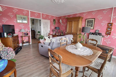 Appartement - 95 m² - 5 pièces