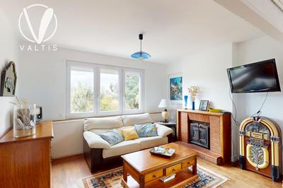 Maison - 74 m² - 4 pièces