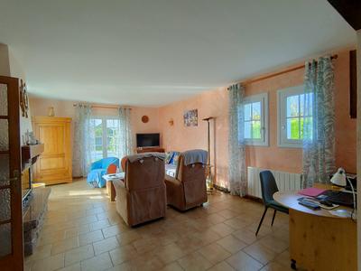 Maison - 102 m² - 5 pièces