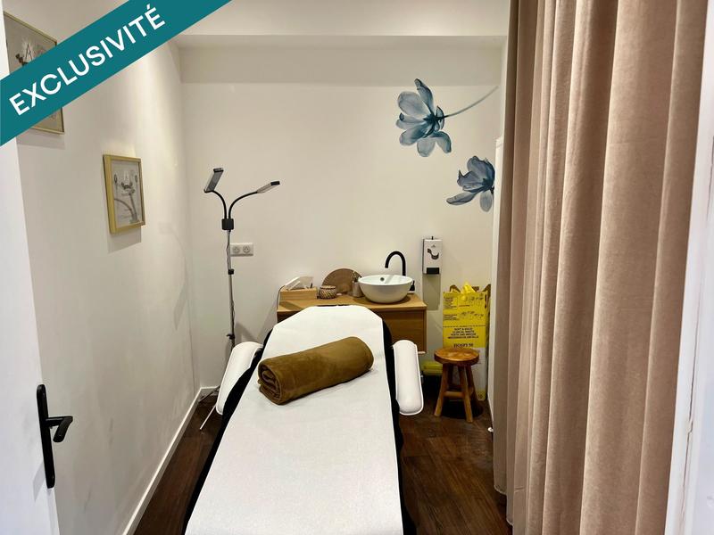 Local commercial - 69 m² - 6 pièces