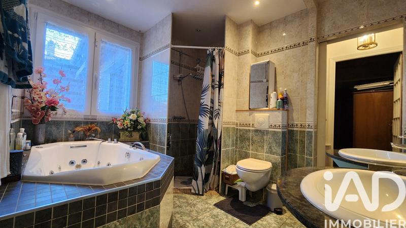 Maison - 138 m² - 7 pièces