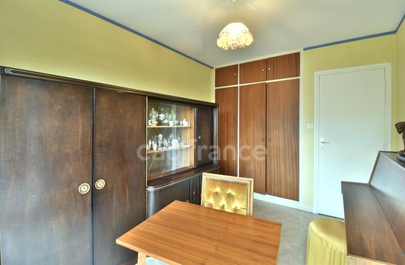 Appartement - 121 m² - 5 pièces