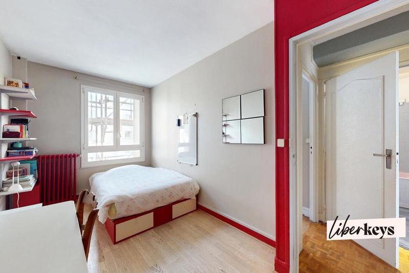 Appartement - 80 m² - 4 pièces