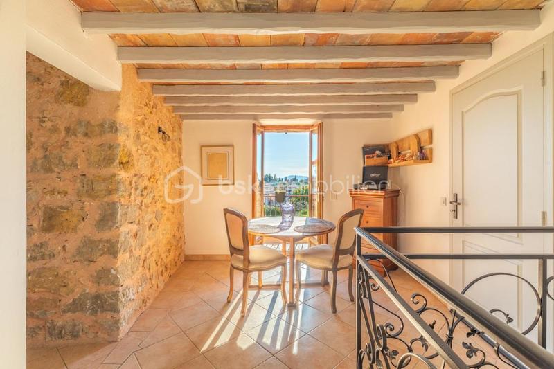 Mas - 284 m² - 6 pièces