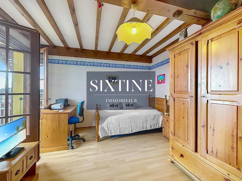 Maison - 163 m² - 6 pièces