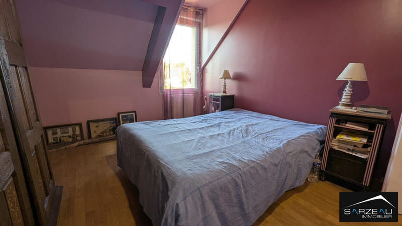 Maison - 188 m² - 10 pièces